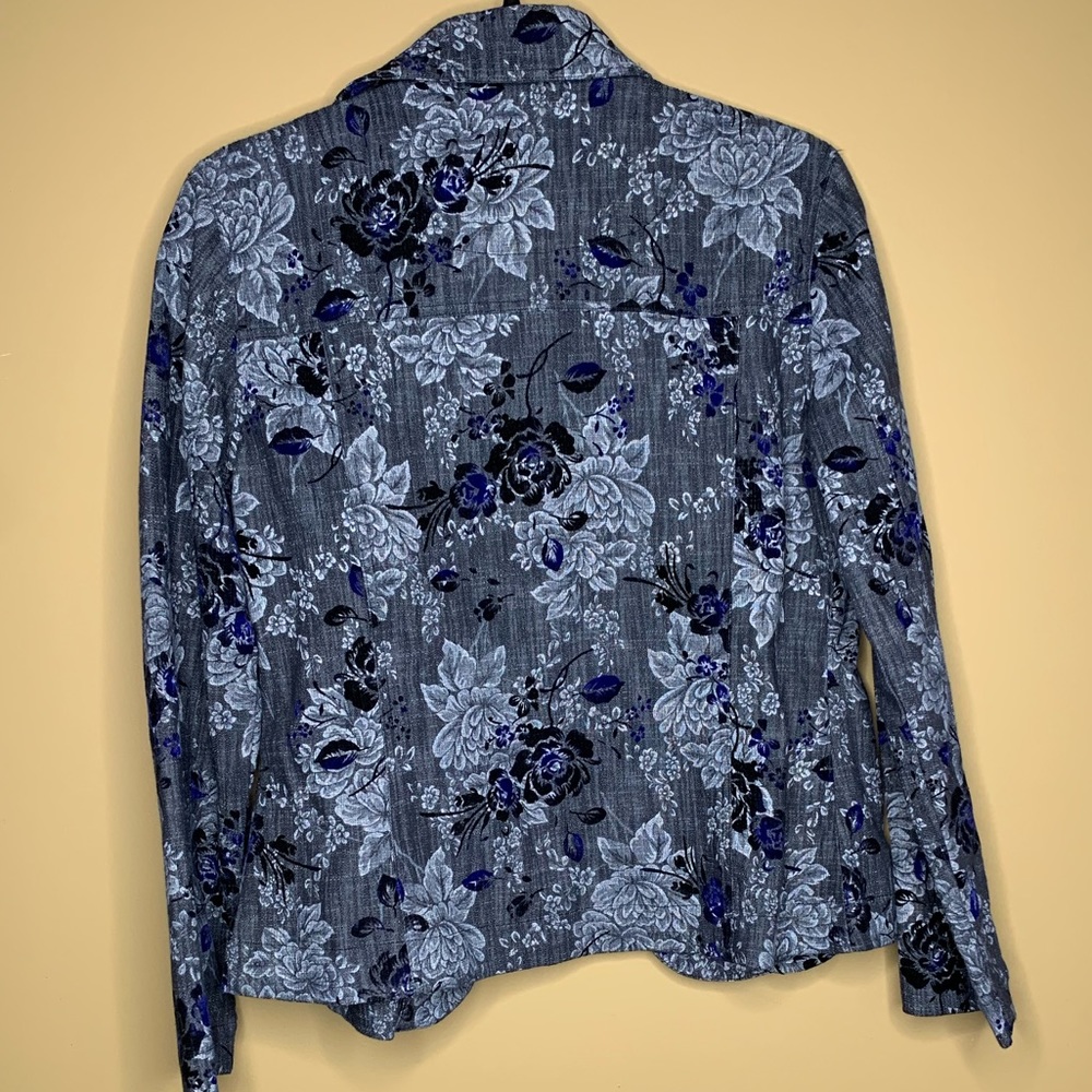Designer jean jacket - Picture 2 of 3
